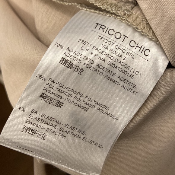 Italian-made pleated skirt in a gold tone - Picture 4 of 5